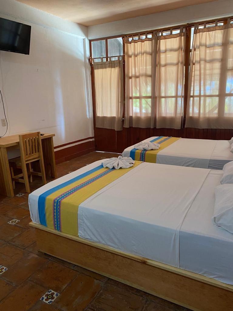 Hotel Bungalows Acuario Puerto Escondido  Kültér fotó